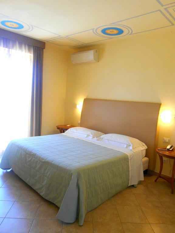 Hotel Saturno Fonte Pura 사투르니아 외부 사진