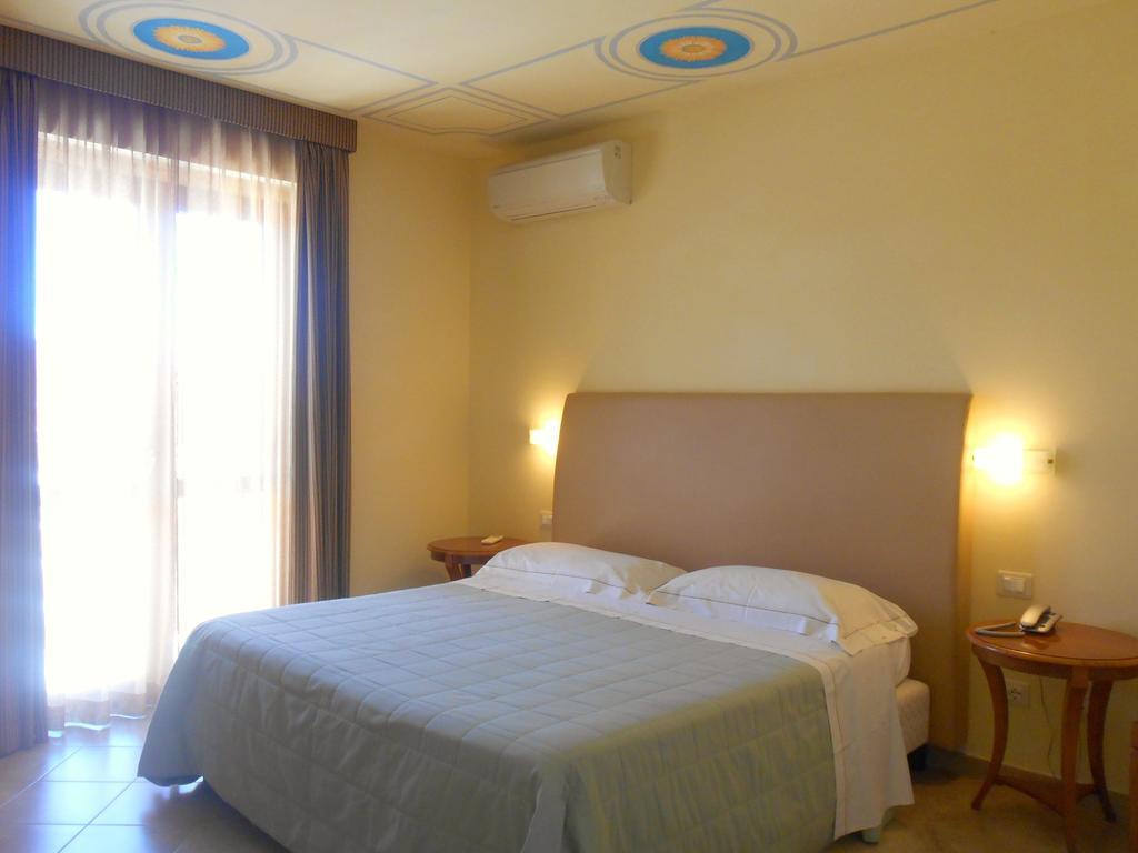 Hotel Saturno Fonte Pura 사투르니아 외부 사진